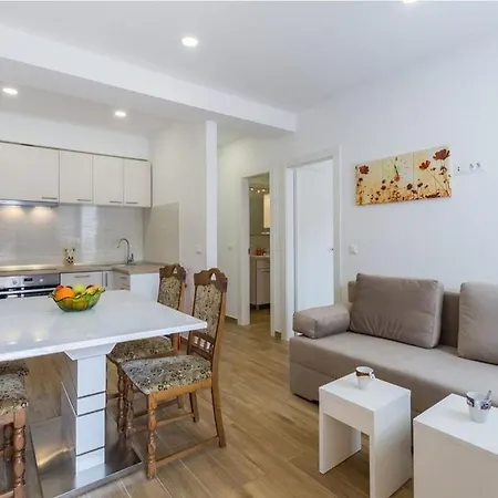 Mateo Apartment *